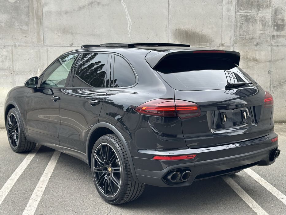Porsche Cayenne 3.0 Diesel/ Full led 4k/ Panoramic/Jante 21/ GTS