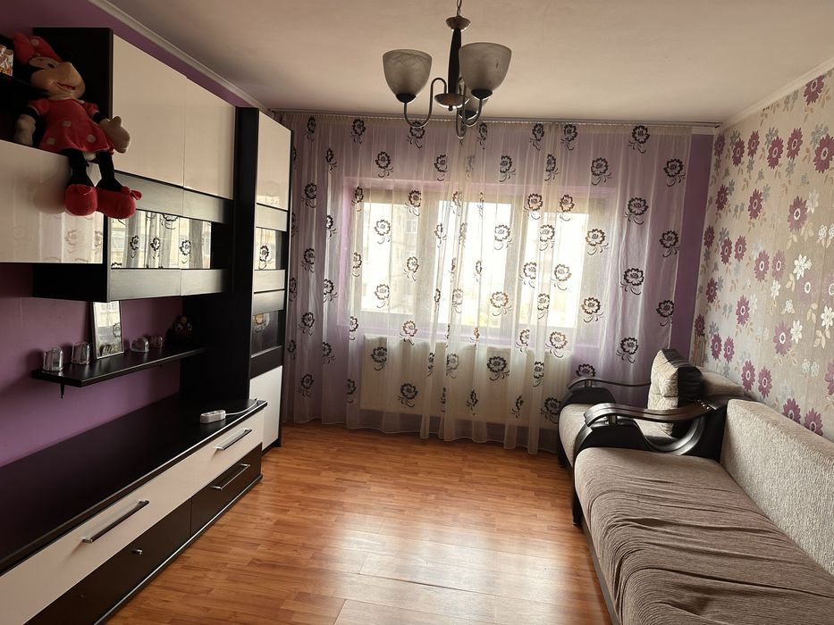 Vand apartament situat in orasul Rovinari strada sporturilor