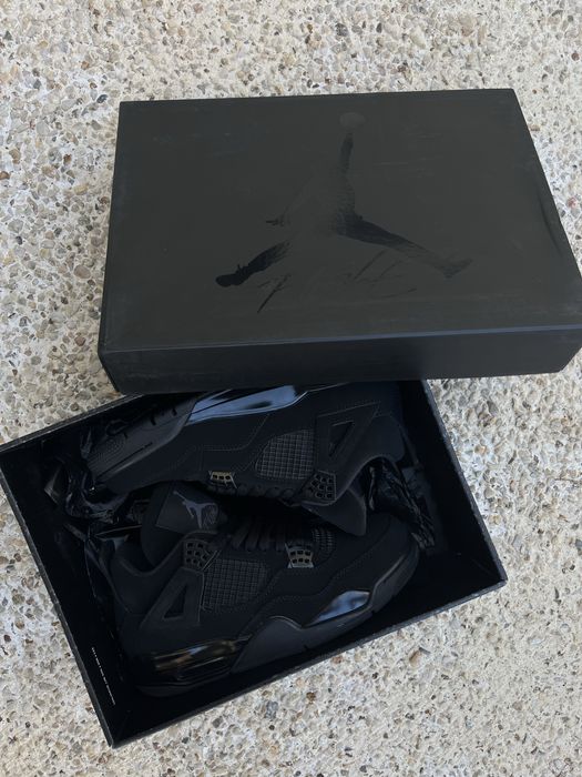 Jordan 4 Black Cats