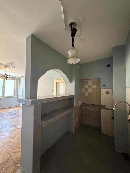 Продава се Тристаен апартамент в Варна, Конфуто - 87 кв.м за 2012 €/кв.м - Снимка #1