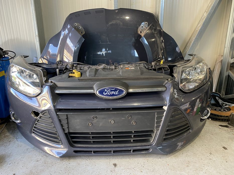 Fata completa Ford Focus 3 2014 capota bara far aripa trager radiator