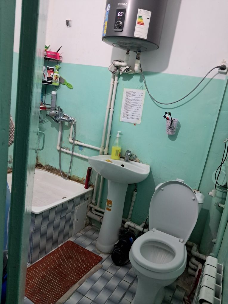 Uy sotiladi srochna 1 xona 2xona qilingan