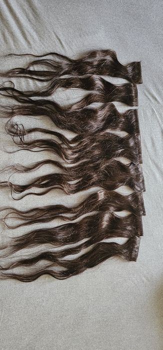 Продам 8 штук с заколками 100% натуральные волосы