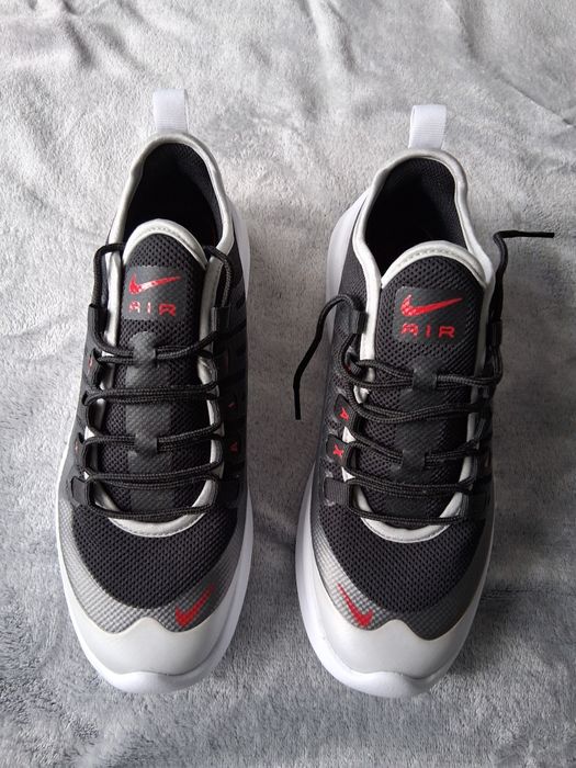 Nike Air Max Axis 40 originali NOI