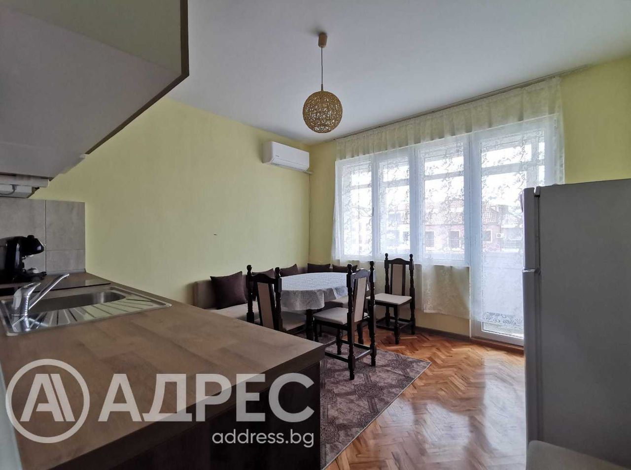Дава се под наем Тристаен апартамент в Русе, Широк център - 70 кв.м за 280.5 € - Снимка #2