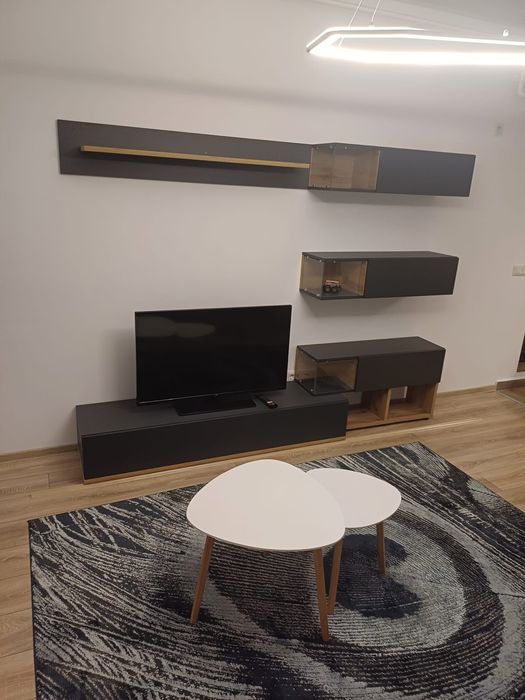 Inchiriez apartament sect 5