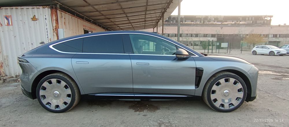 NIO ET 9 sotuvga tayyor