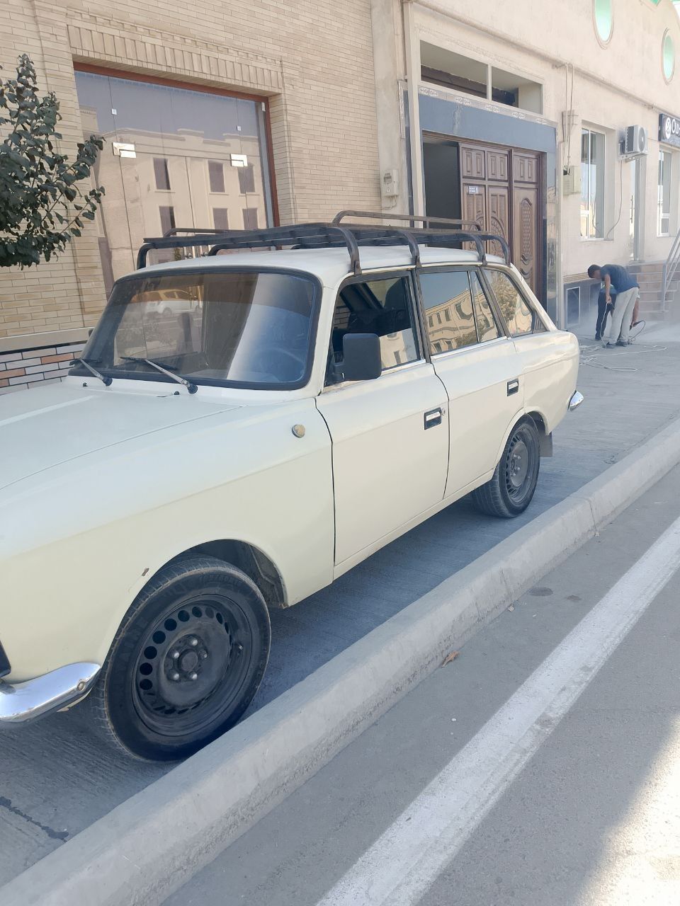 Автомобиль москвич Комби. В хорошем состоянии и