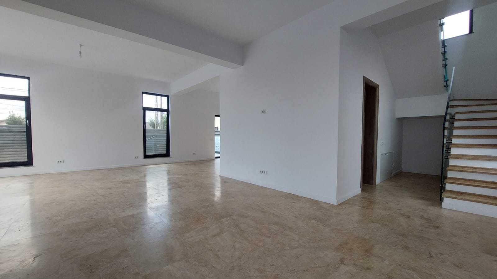 Inchiriez spatiu pentru afacere