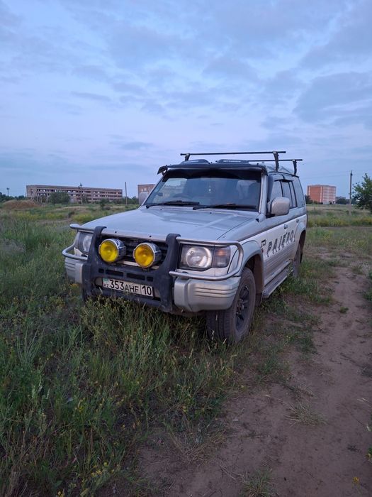 Продам митсубиси паджеро Pajero