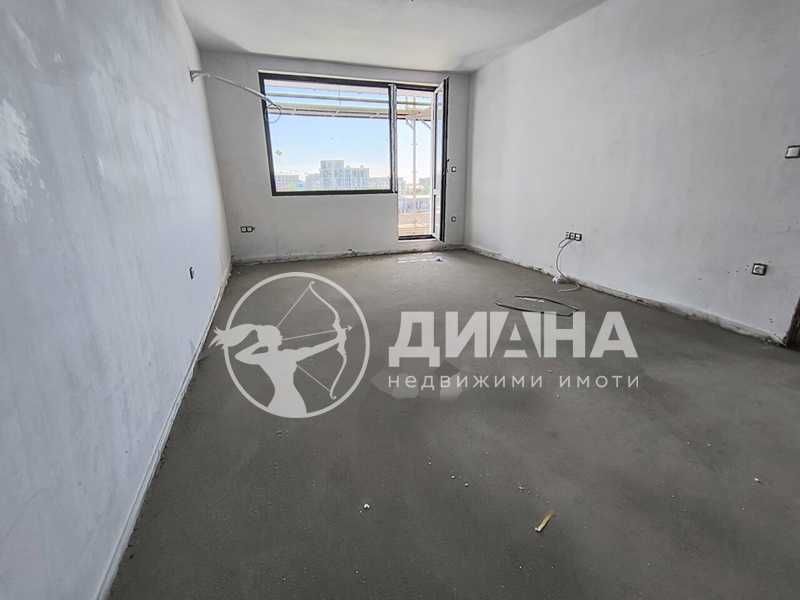 Продава се Двустаен апартамент в Пловдив, Христо Смирненски - 71 кв.м за 1240 €/кв.м - Снимка #1