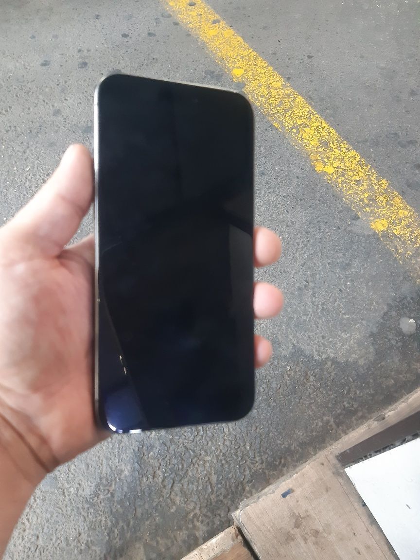 Iphone 15 pro max zapchasga