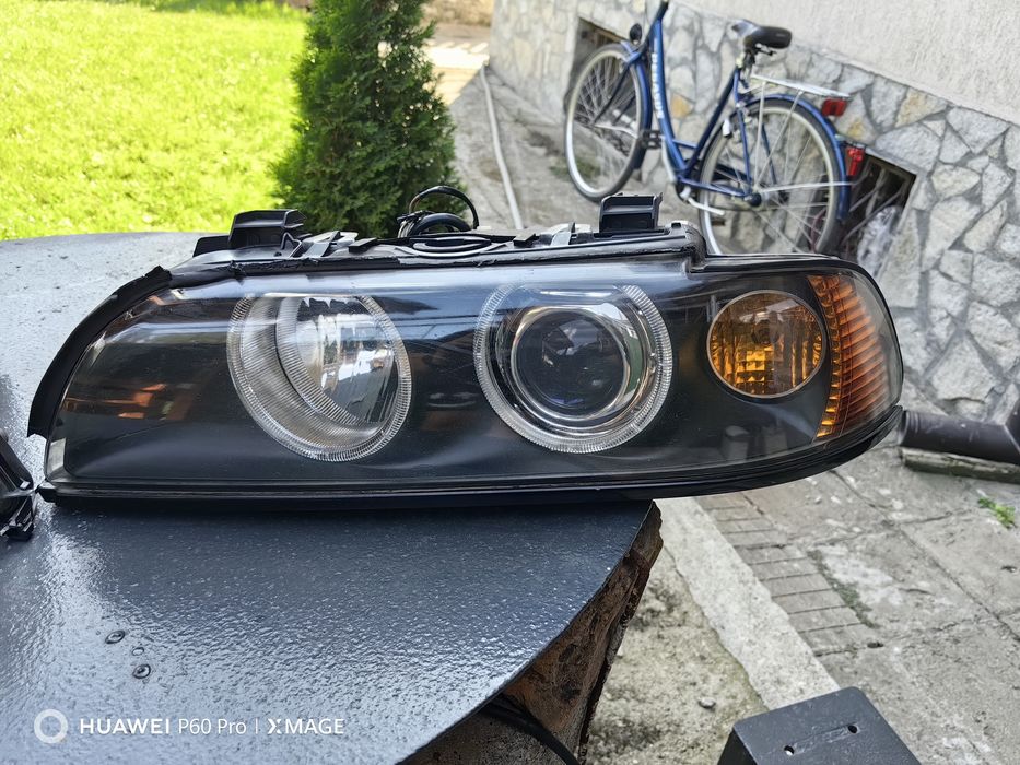 2бр. Оригинални фарове HELLA за BMW E39 FACE