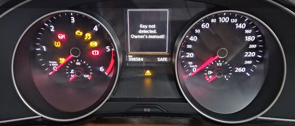 Ceasuri bord cu maxidot color 3G0 920 751 Volkswagen Passat b8 2014-20