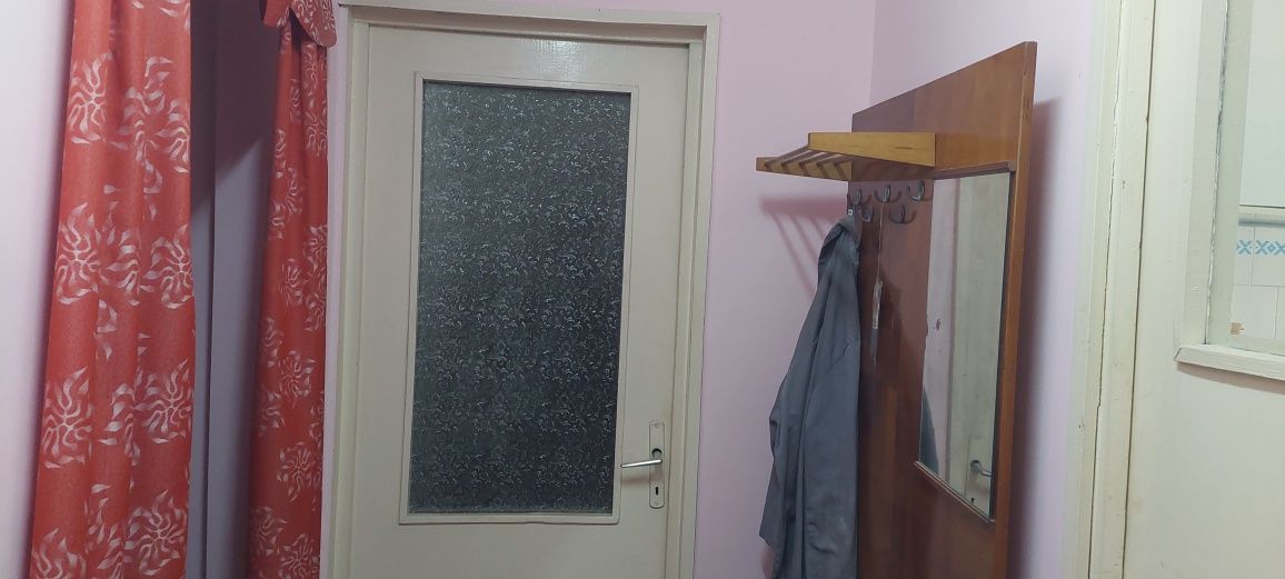 Direct Proprietar Vând apartament 3 camere