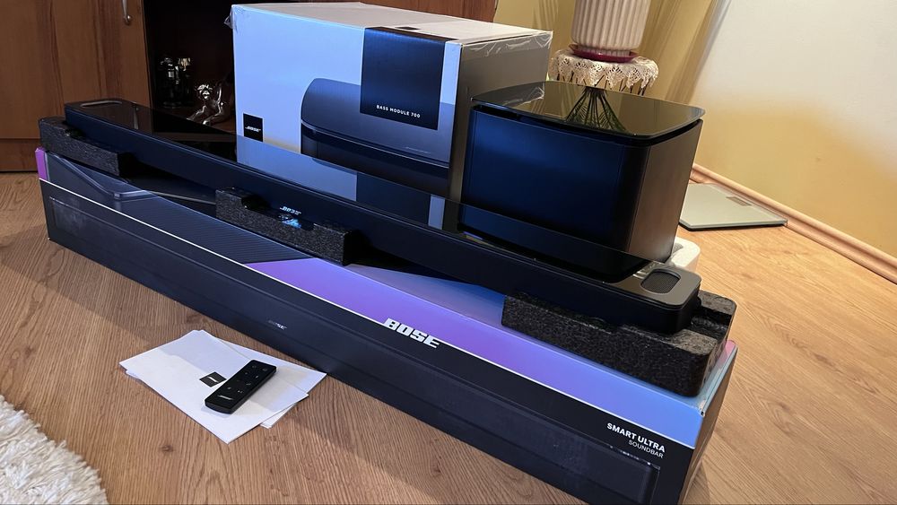 Bose Soundbar SMART ULTRA & Bose BassModule 700
