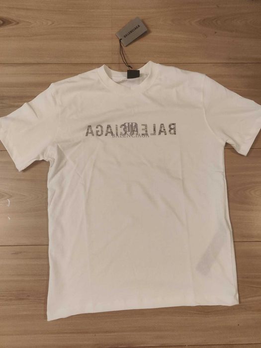 Vand tricou Balenciaga nou marimea S/M