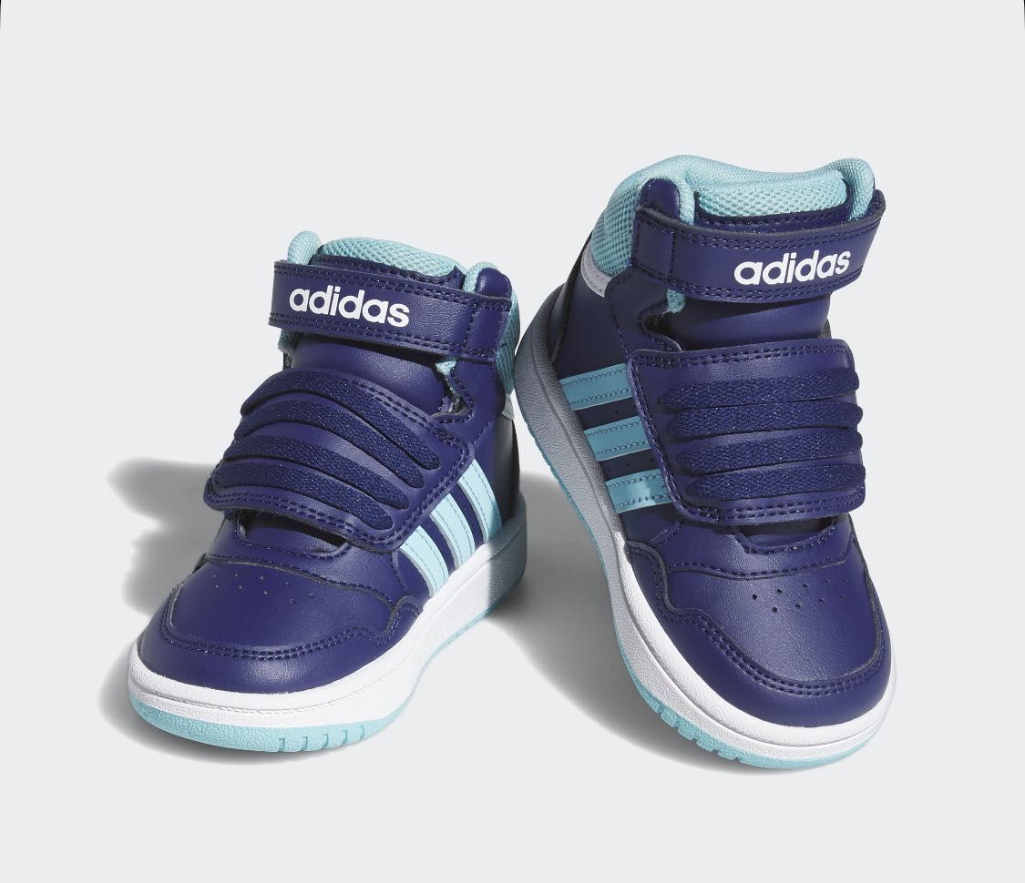 Детские кроссовки adidas