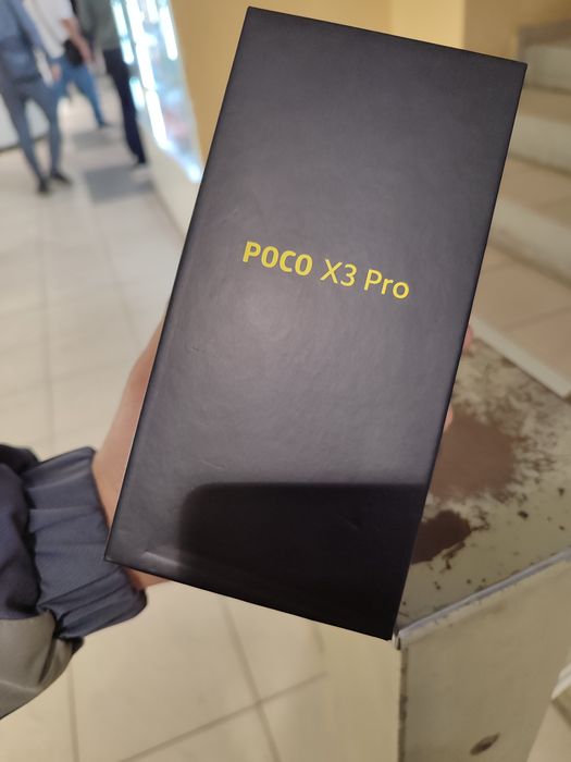 Продам каробка Poco x3 pro 256 гб