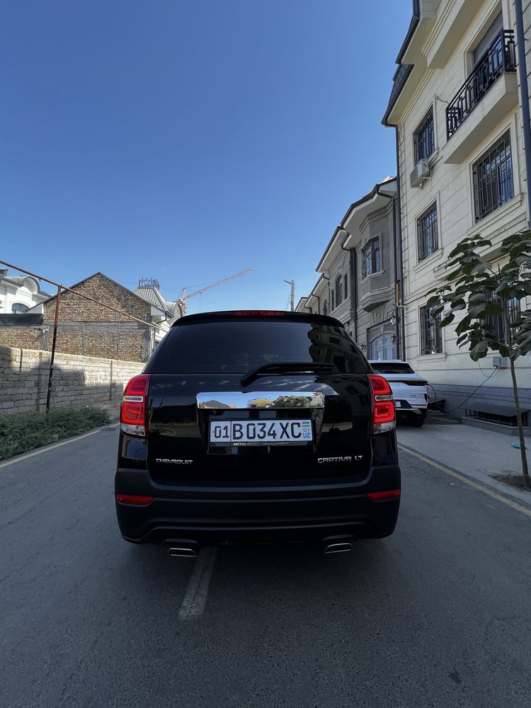 Продам Каптива 4 (Captiva 4) черный цвет. пробег 123.000 км.