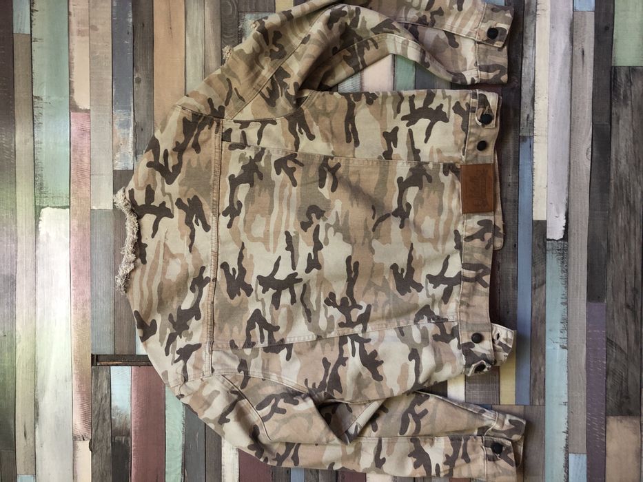 Камуфлажно дънково яке