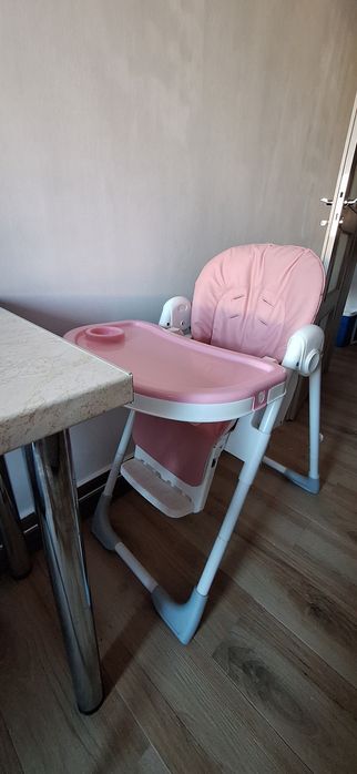 Scaun de masa pt bebelusi