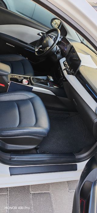 Monza srochni sotiladi 15900$