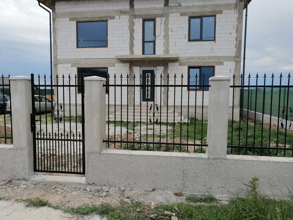 SUPERIEFTIN Atelier Targoviste Gard Balustrada Porti Fier Forjat
