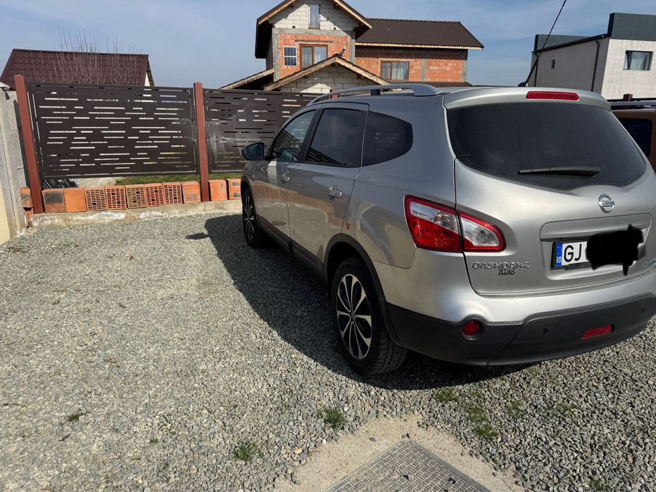 Vand Nissan Qasqhai 7 locuri
