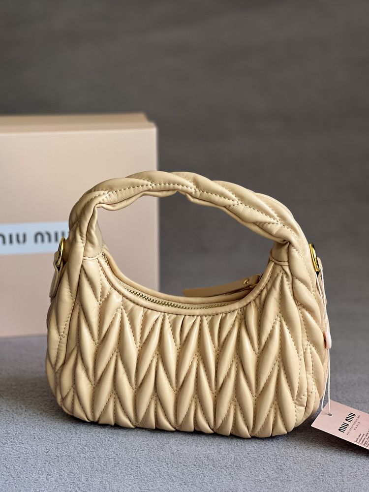 Дамска бежова чанта Miu Miu hobo
