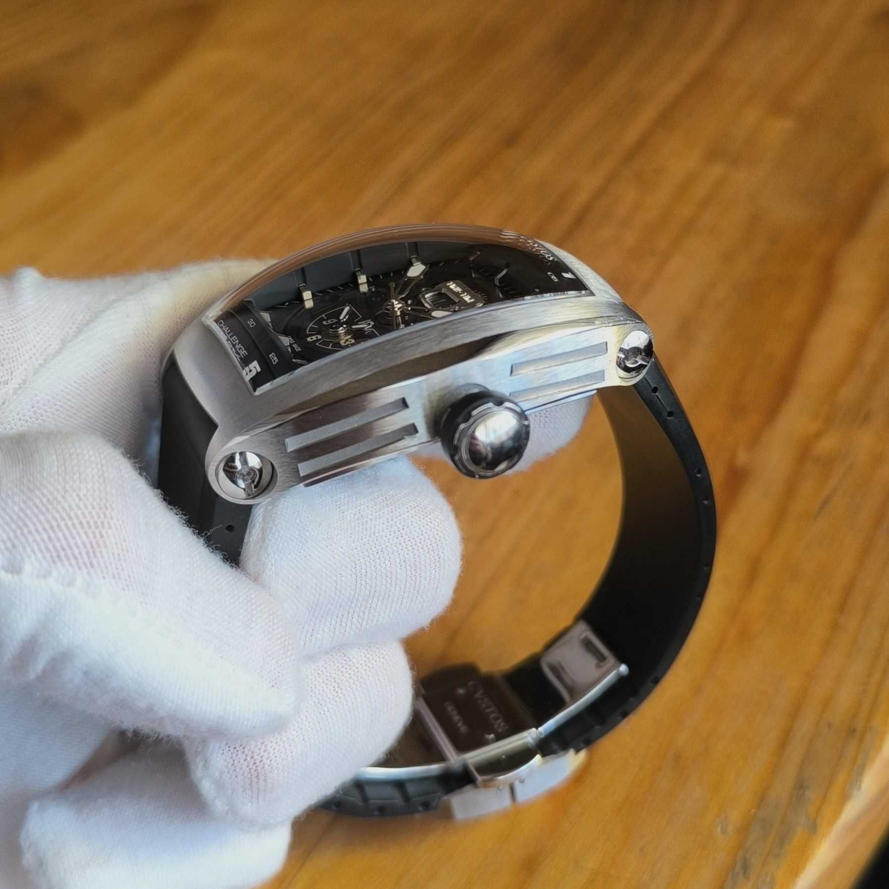 Cvstos Challenge Twin-Time