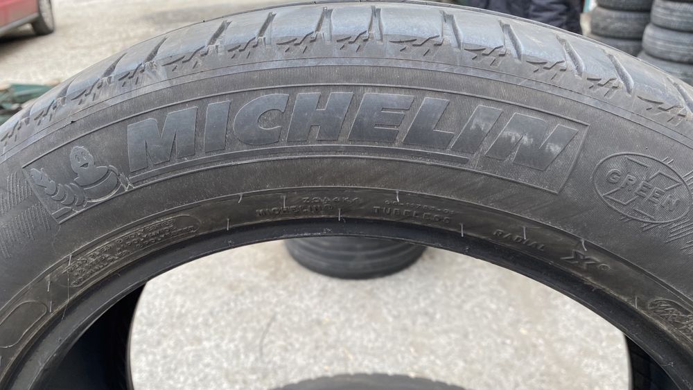 Продавам 2бр. Летни гуми 235/55/19 Michelin / Мишелин