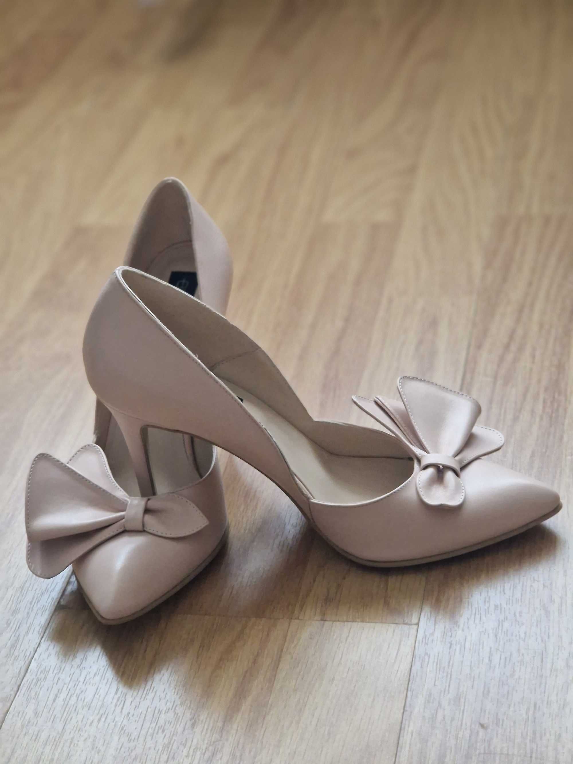 Pantofi stiletto piele nude cu funda, toc 8 cm