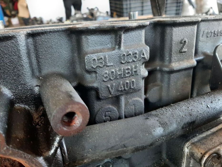 bloc motor  2.0 tdi cag audi a4 b8 a6 c7  03l023a