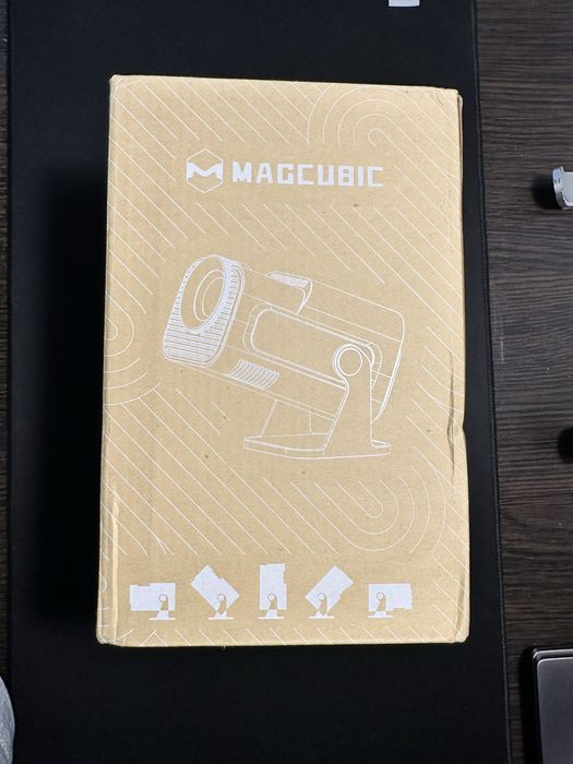 Proiector MagCubic HY320 mini