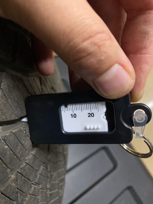 235/55 ZR19 105W  KUMHO всесезонни гуми - 4 бр.