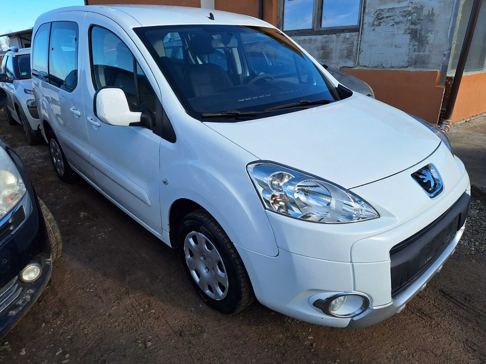 Peugeot Partner 1.6hdi 90hp на части (берлинго Berlingo партнер)