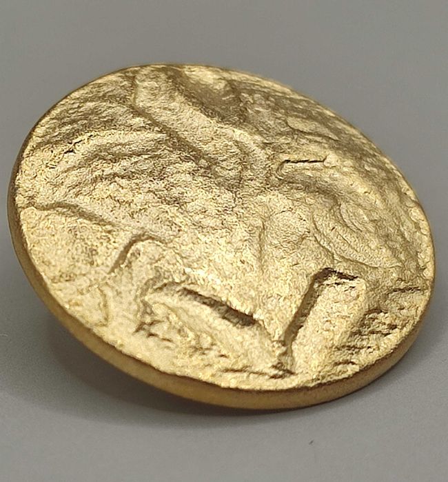 Set 10 Nasturi metalici aurii efect piatra aurie -TRANSPORT GRATUIT