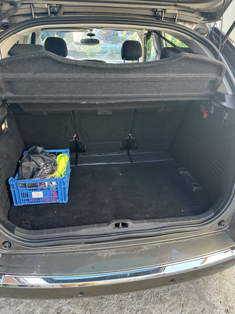 Продавам Citroen C4
