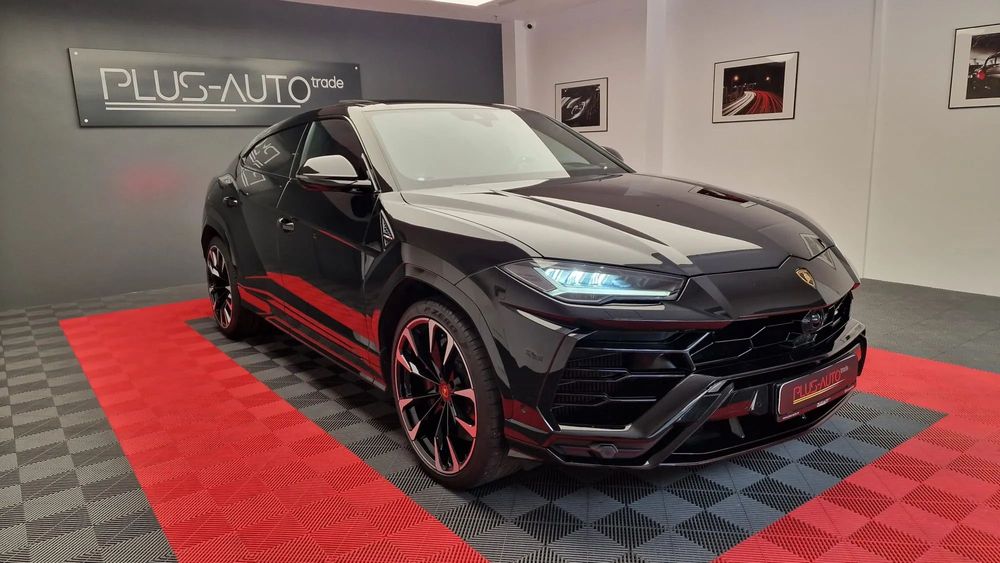 Lamborghini URUS TVA deductibil, Autoturism disponibil pe STOC!!!
