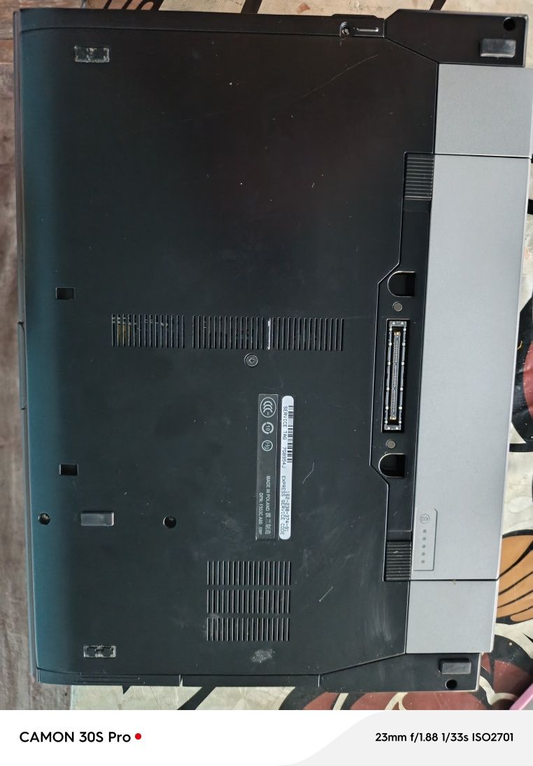 Ноутбук бу Dell холати яхши