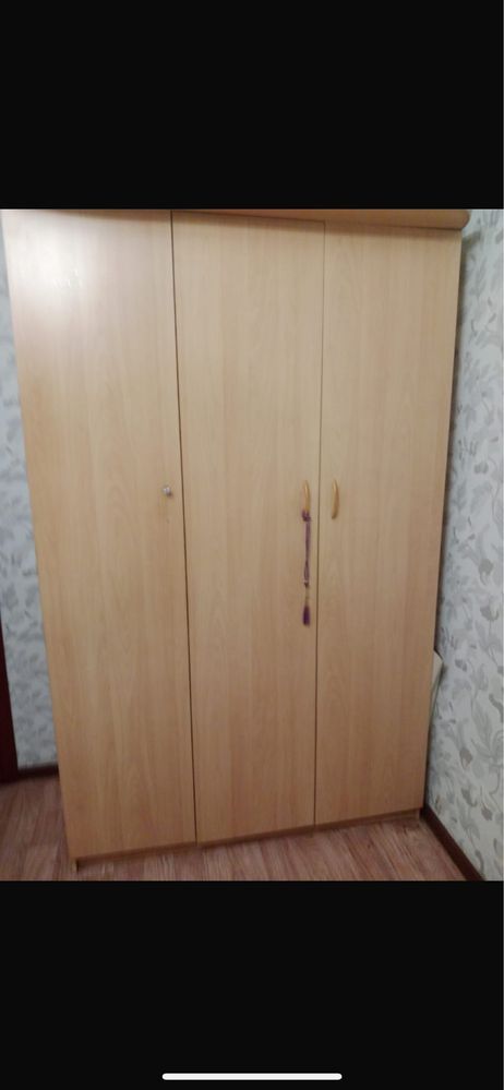Продам шкаф в хорошем состояний