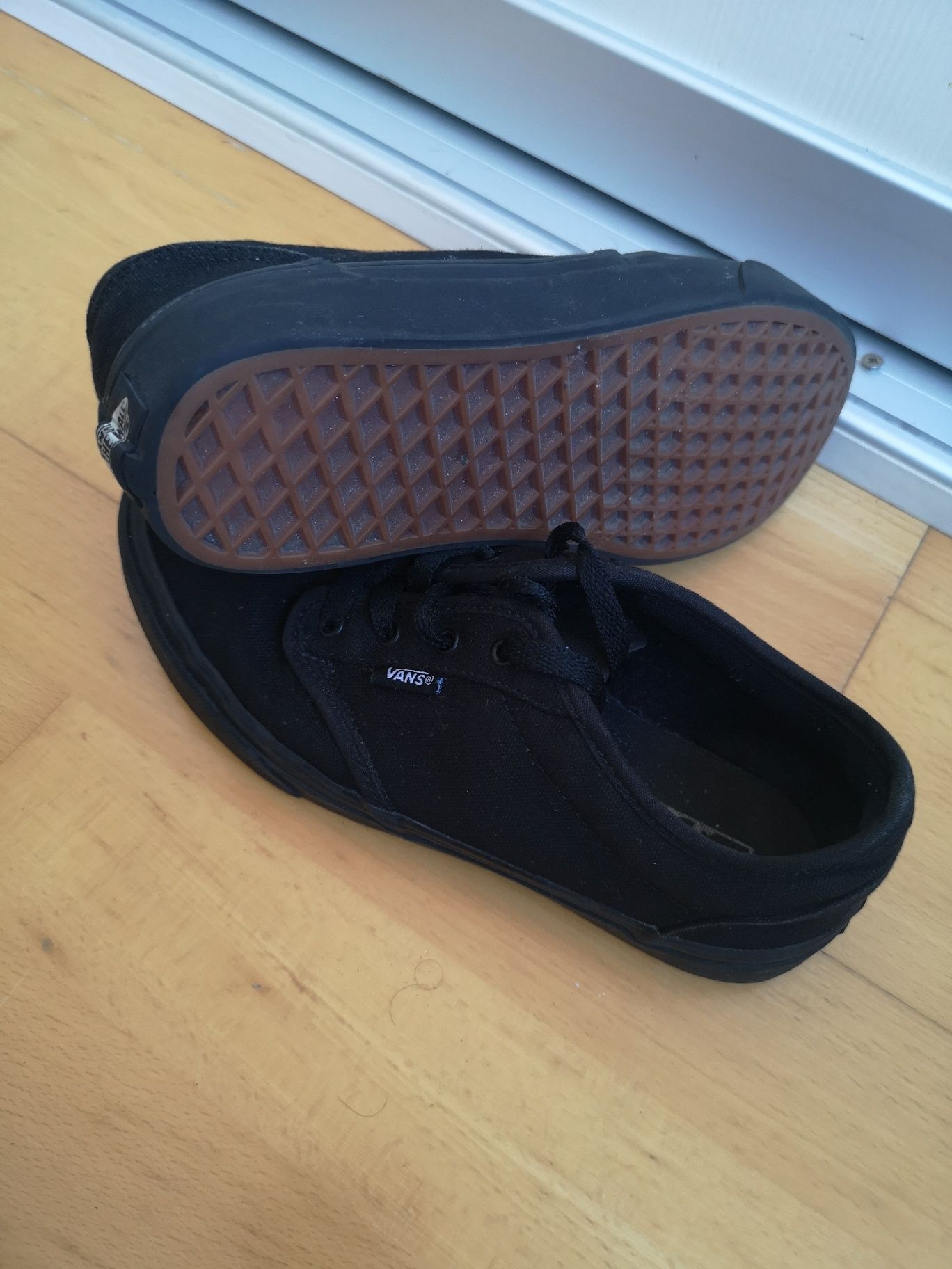 Tenisi  Vans  casual 37 skateboard authentic