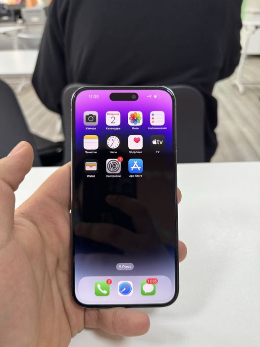 Продам 14 про макс в идеальном состоянии