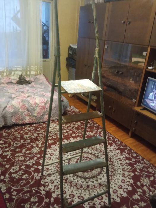 Продается времянка лестница