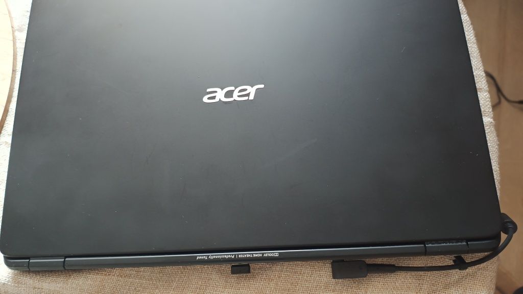 Laptop Acer I3 super preț