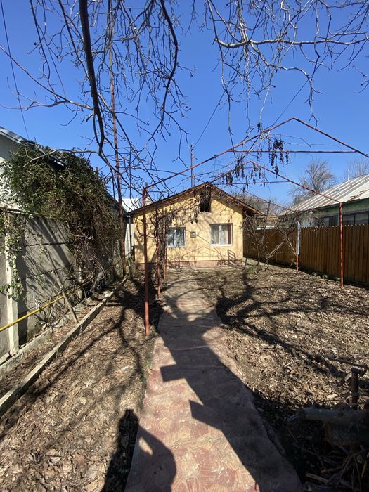 Se vinde casa sat Pleasa