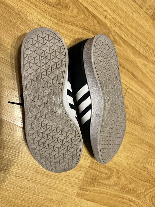 Tenisi Adidas negrii pentru sport