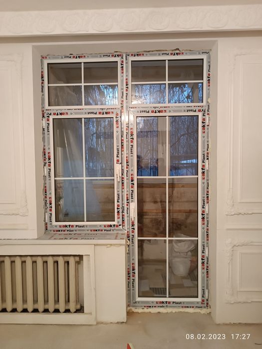 Akfa eshik va romlarini zakazga yasab urnatib beramiz.