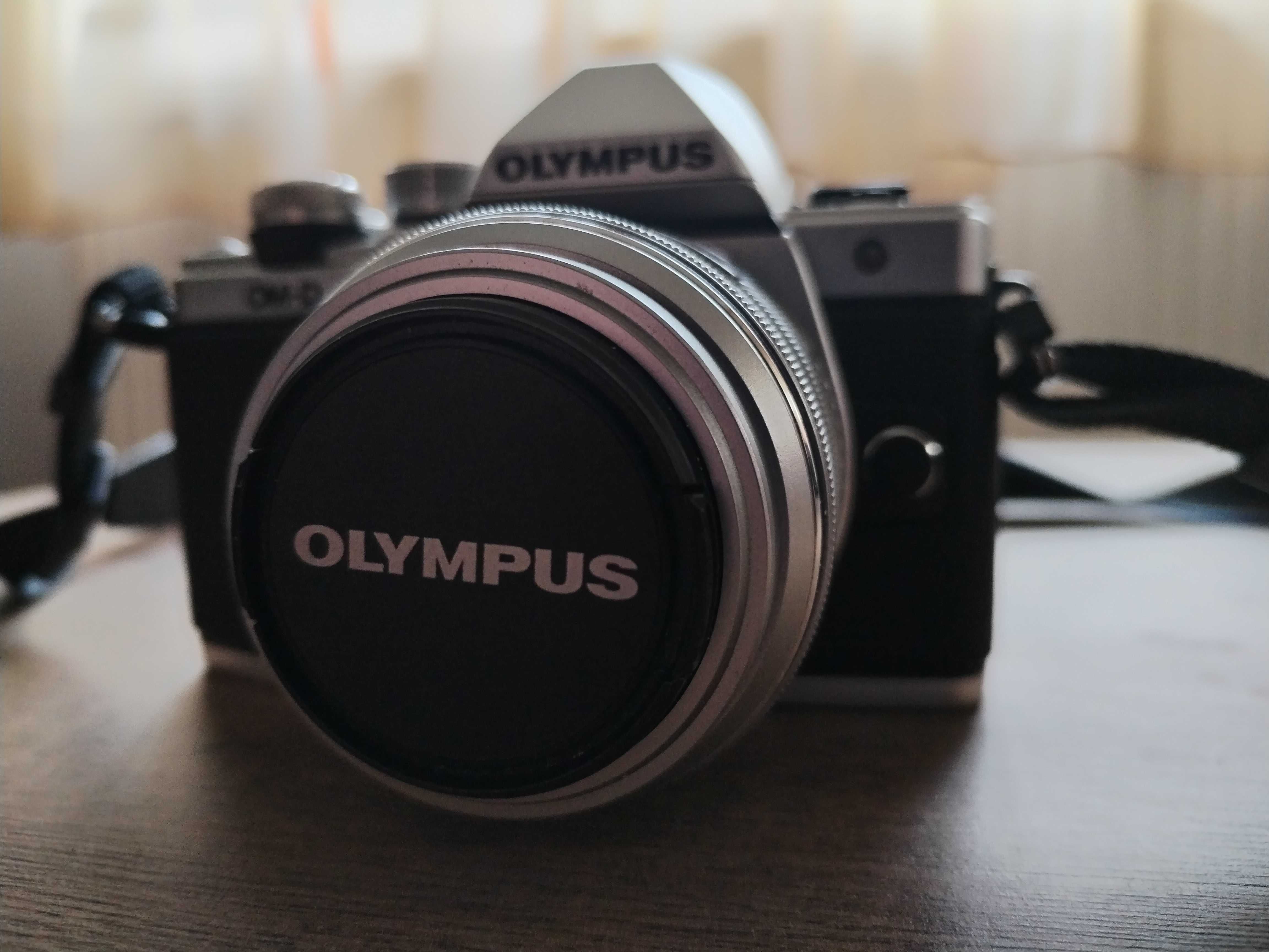 Aparat foto Olympus M10 Mark2